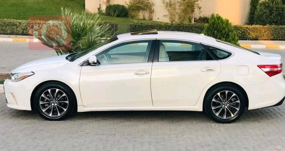 تۆیۆتا ئەڤەلۆن